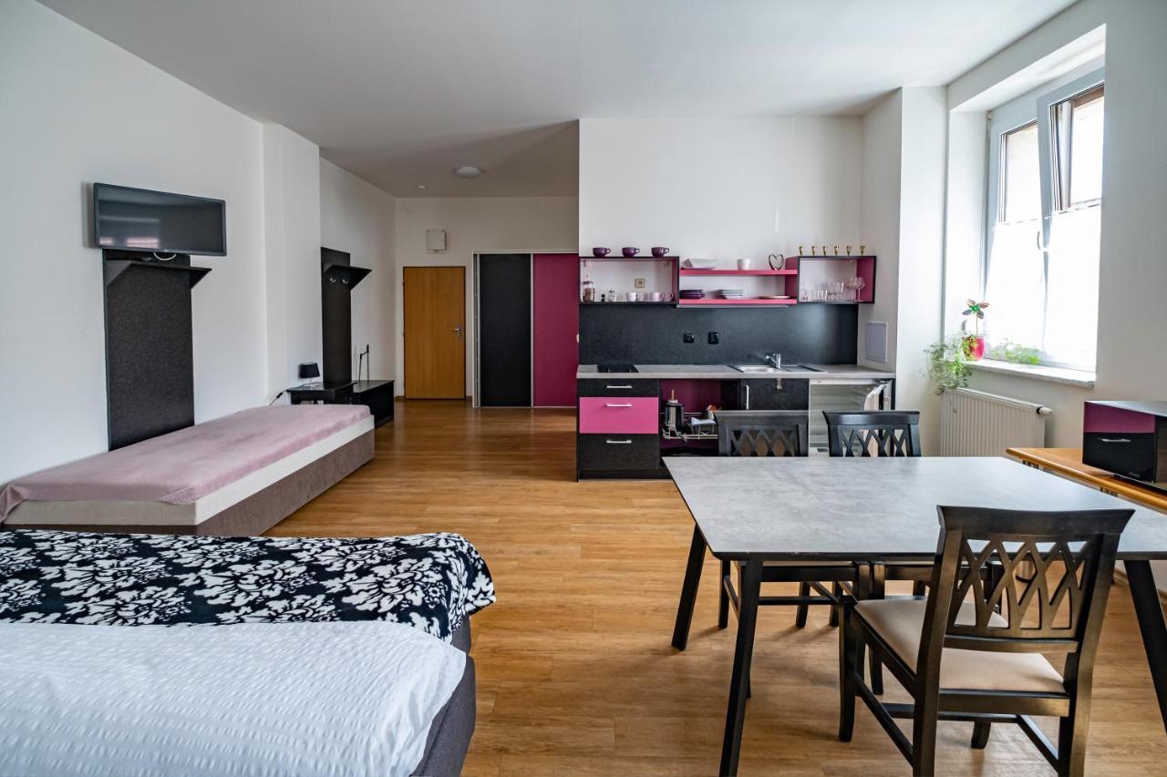 Apartmany Gulliver Mikulov Exterior photo