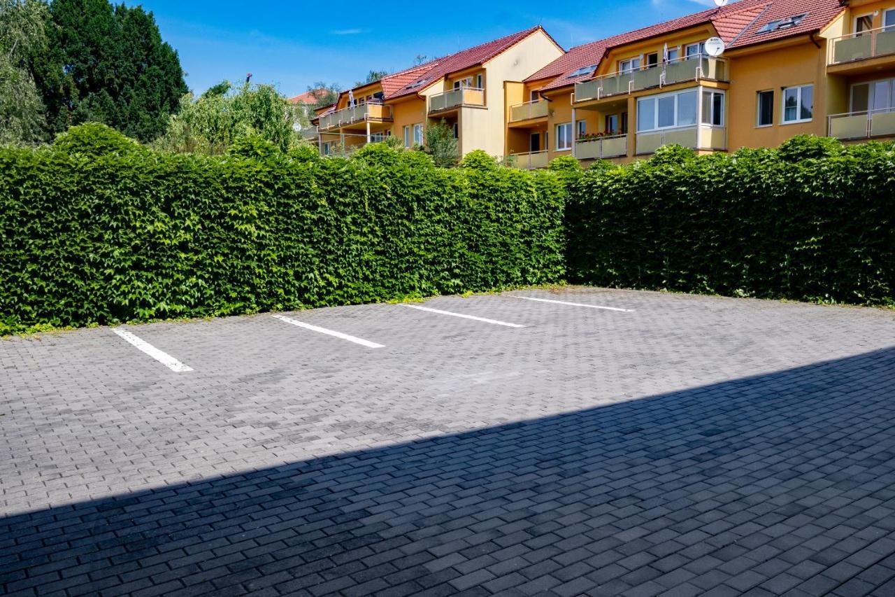 Apartmany Gulliver Mikulov Exterior photo