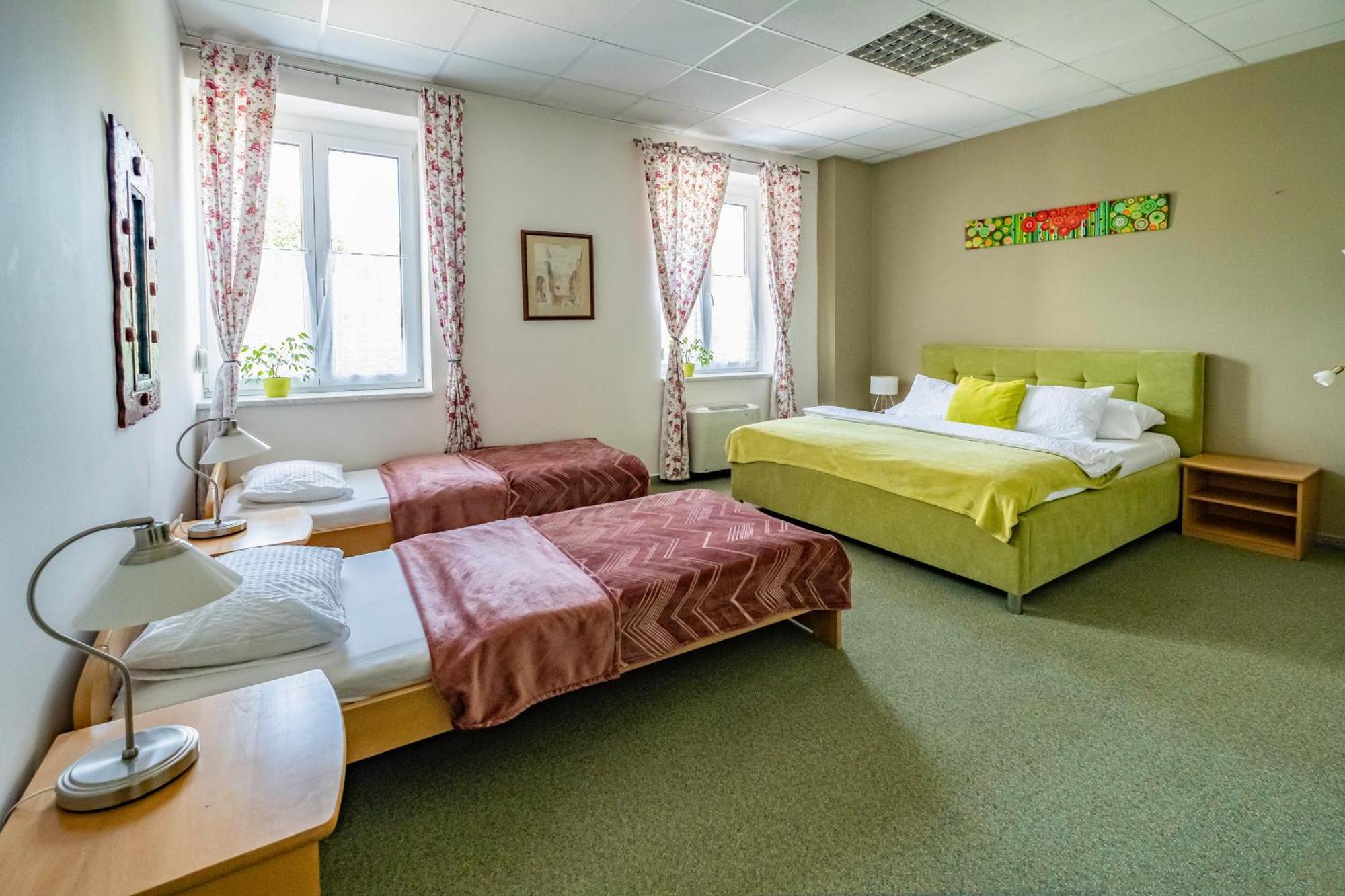 Apartmany Gulliver Mikulov Exterior photo